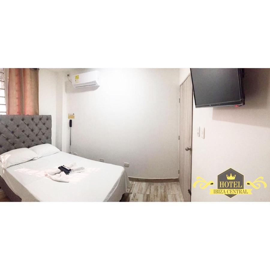 Hotel Ibiza Central Montería Kültér fotó